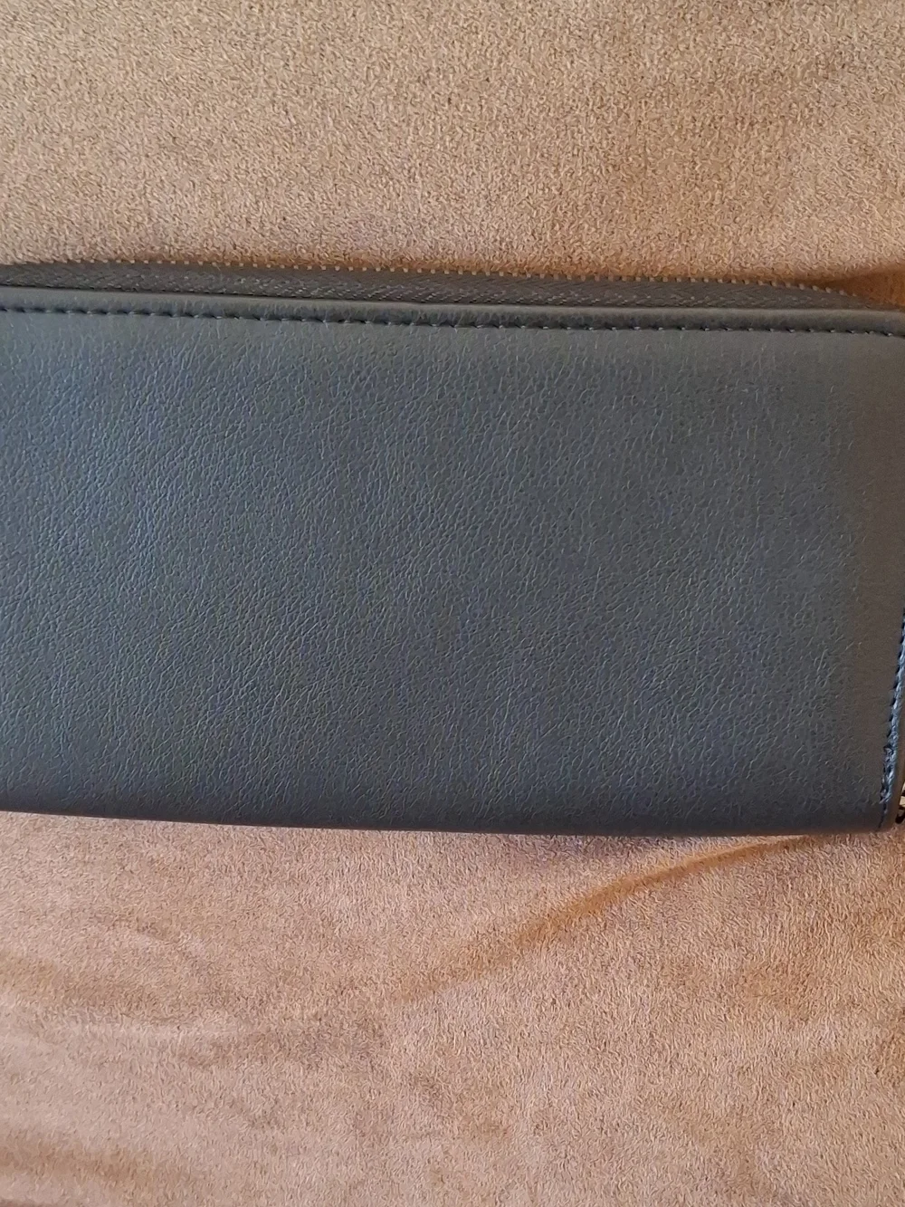 Black Zip Wallet with Interior Card Slots